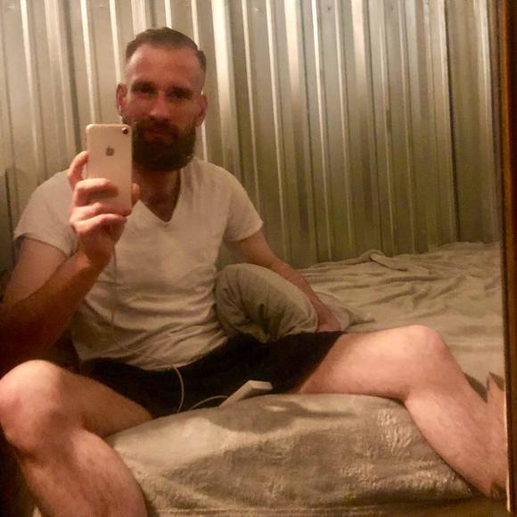 Meet your Posher, Joey - Picture 1 of 1